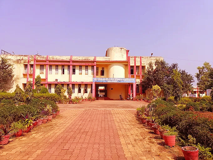 College at Glance